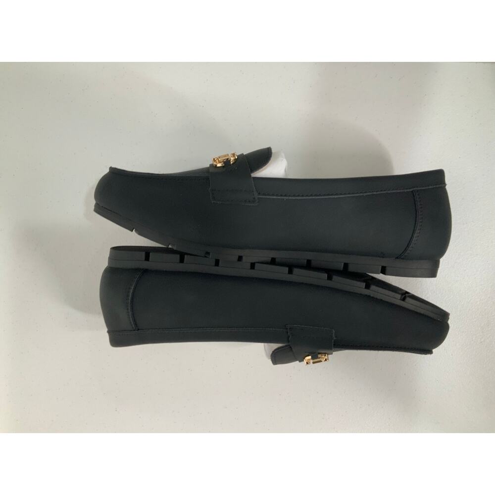 Black Leather Slip On Loafer Size 8 NWT